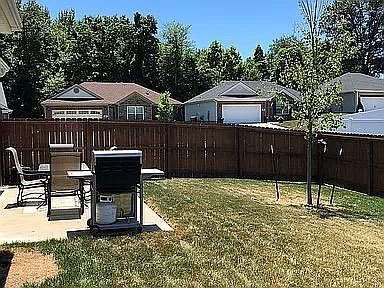 5th image of 7150 Oakpark Dr