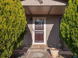 2304 Anderson Dr, Las Vegas, NM 87701