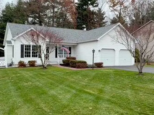 26 Whitney Road S, Saratoga Springs, NY 12866