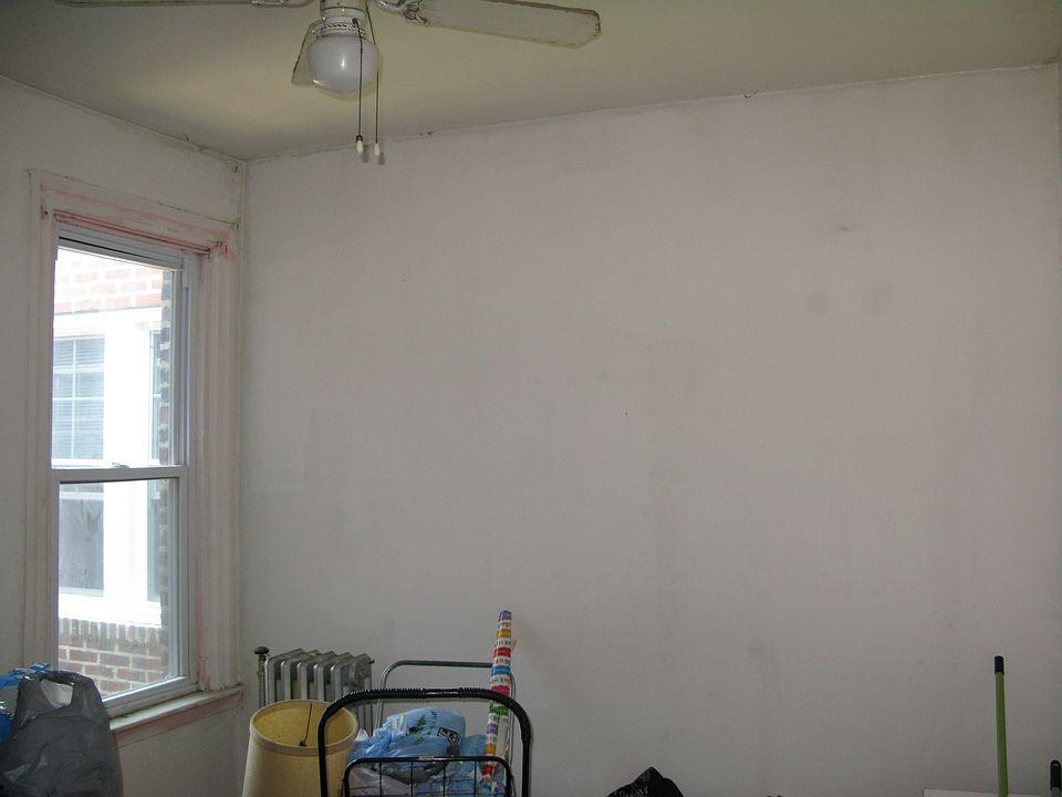 2nd image of 1005 Macdade Blvd #B
