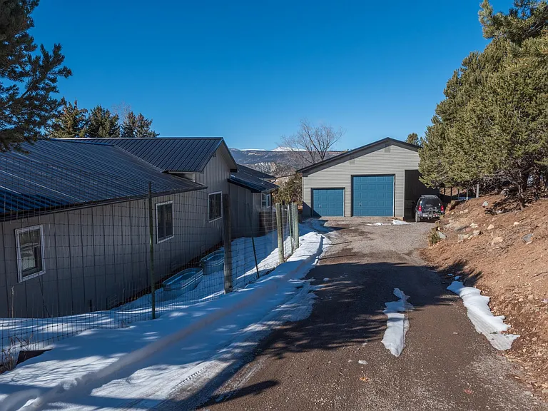 711 Terrace Dr — Photo 29