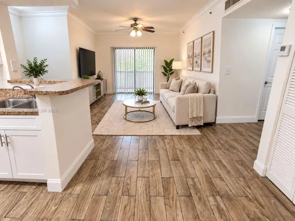 220 SW 116th Ave #15105, Hollywood, FL 33025