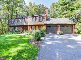 11941 Riders Ln, Reston, VA 20191