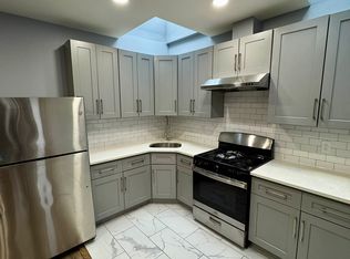 25-64 Steinway St #3, Astoria, NY 11103