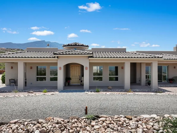 84 Camino Redondo, Placitas, NM 87043