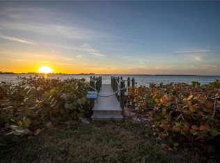 125 Edgewater Dr, Dunedin, FL 34698