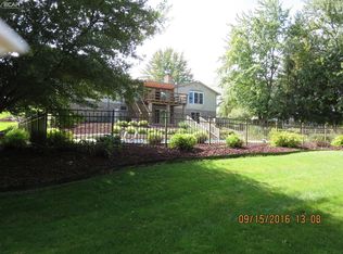 8190 Portsmouth Ln, Grand Blanc, MI 48439