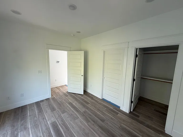 904 N Sang Ave #B — Photo 14