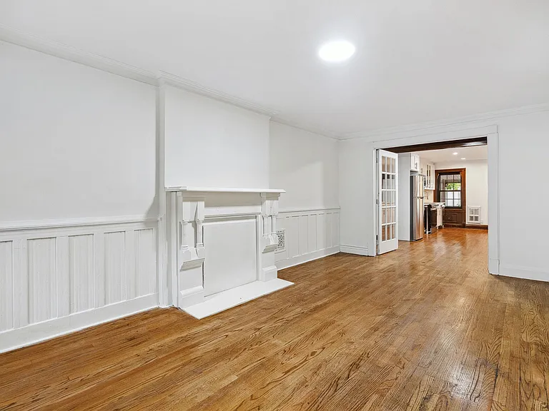 329 Decatur St #1L — Photo 14