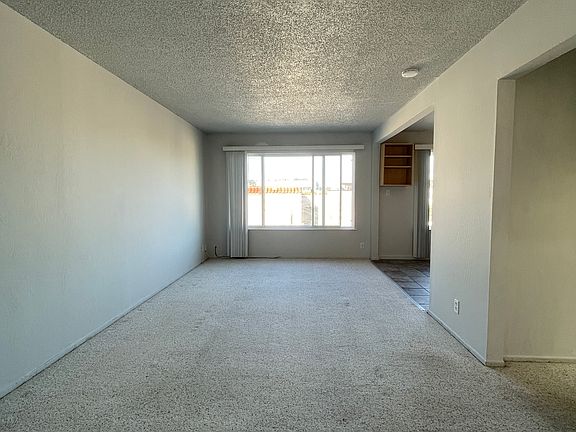 3rd image of 201 Onondaga Ave #2A
