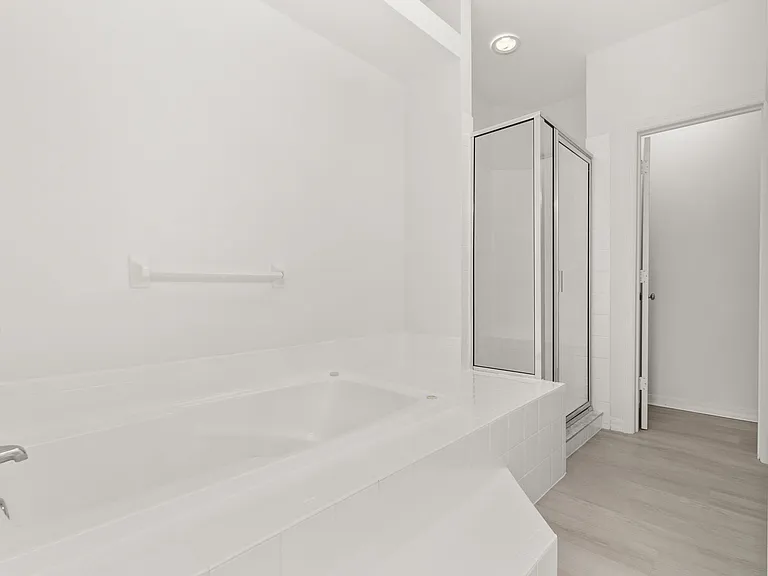 403 Orchid Dr — Photo 21