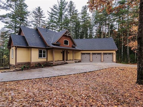 2nd image of 67 Mystic Pines Way