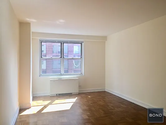 Rented by Bond New York | media 7