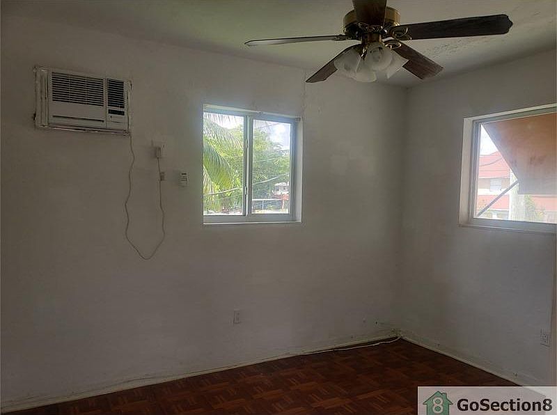 2nd image of 510 SW 3rd St APT 6