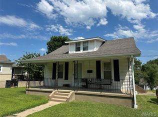 2118 Bloomfield Rd, Cape Girardeau, MO 63703