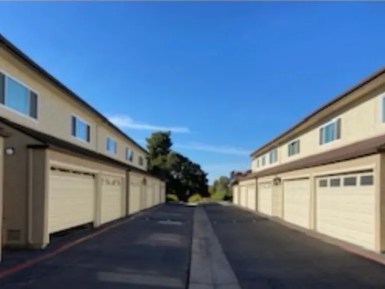 4441 Vision Dr — Photo 10