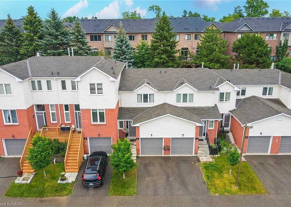 1st image of 3 Beverly Ln