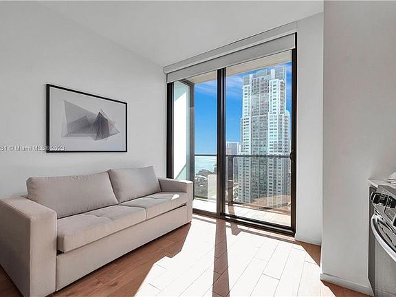 4th image of 398 NE 5th Ave #2216