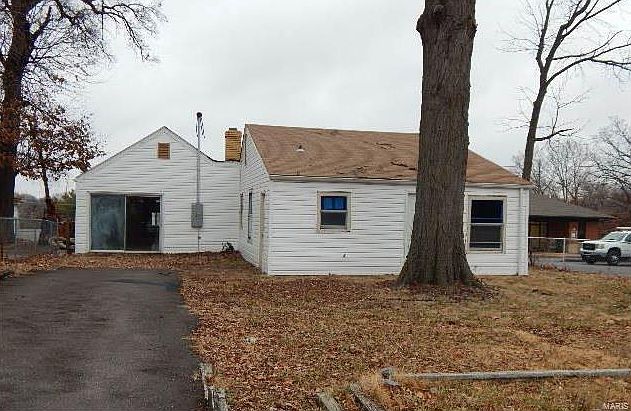 1st image of 8909 Boston Ave