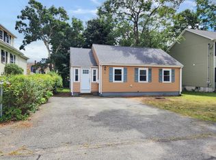 14 Jane St, Randolph, MA 02368