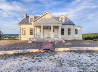 2339 Saddlewood Blvd, Kerrville, TX 78028