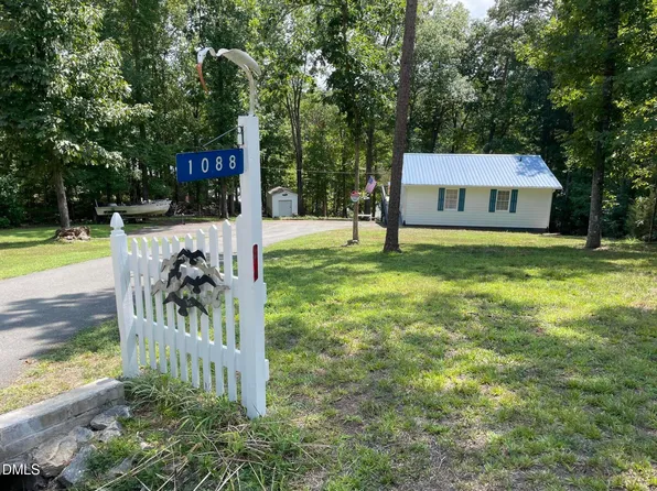1088 Hyco Hills Rd, Semora, NC 27343