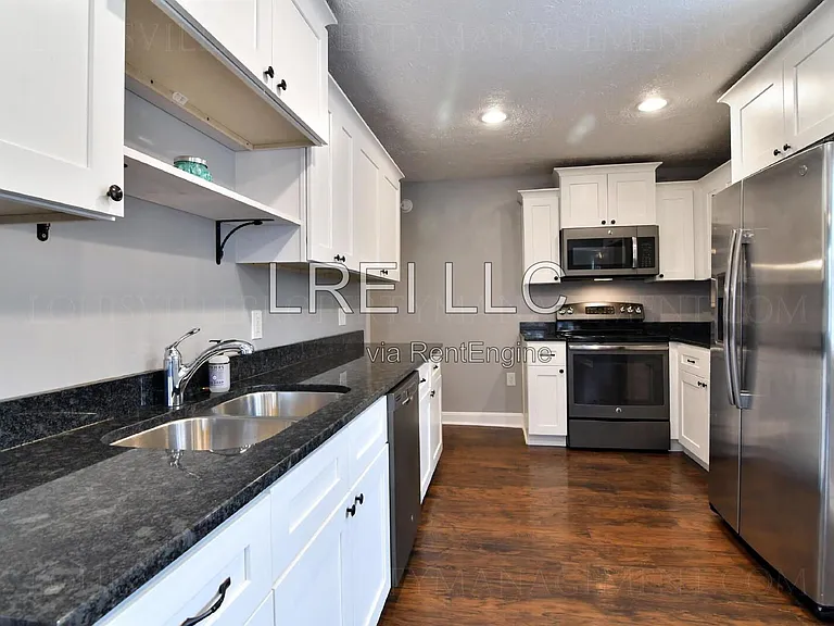 10815 Alberta Dr — Photo 5