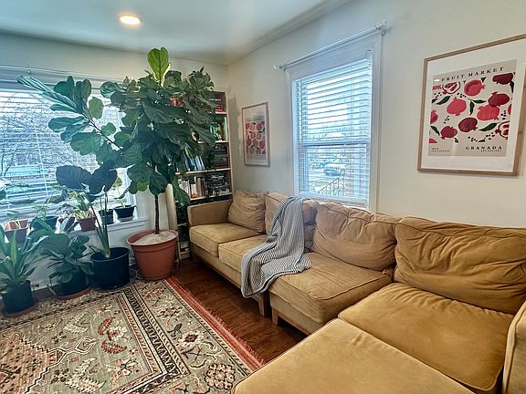 5th image of 3544 N Ozark Ave