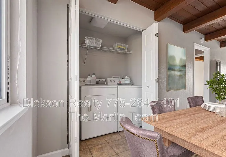 695 Denslowe Dr #B — Photo 7