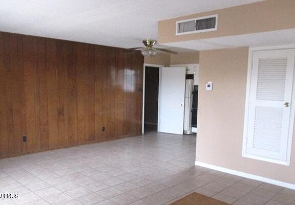 2nd image of 6601 Escondido Dr #B