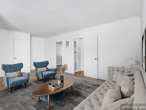 2nd image of 1545 N Laurel Ave #60462996
