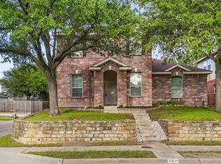3310 Heavenly Way, Dallas, TX 75237