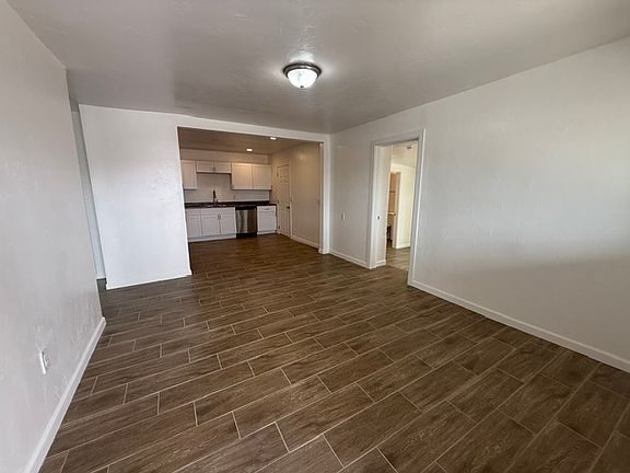 3rd image of 2601 S 7th Ave #1