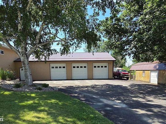 2nd image of 2648 260th St