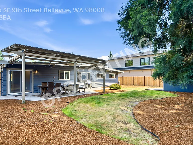 16015 SE 9th St — Photo 7