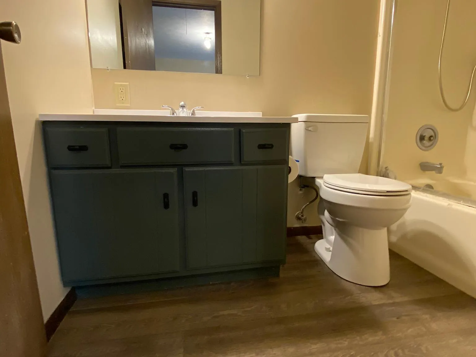 1308 Miller St — Photo 3
