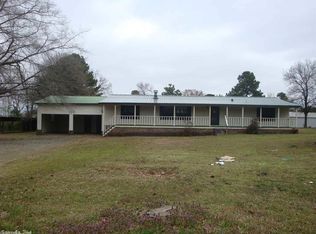 102 Smith Rd, Searcy, AR 72143