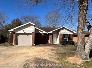 108 Viola Ct, Raeford, NC 28376