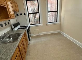 45-28 42nd St #2C, Sunnyside, NY 11104