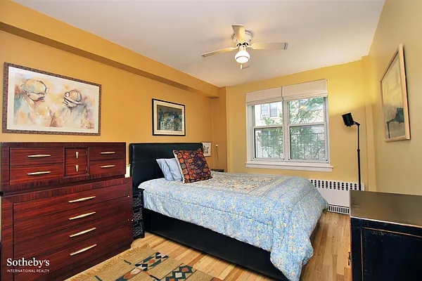 Rented by Sotheby's International Realty | media 16