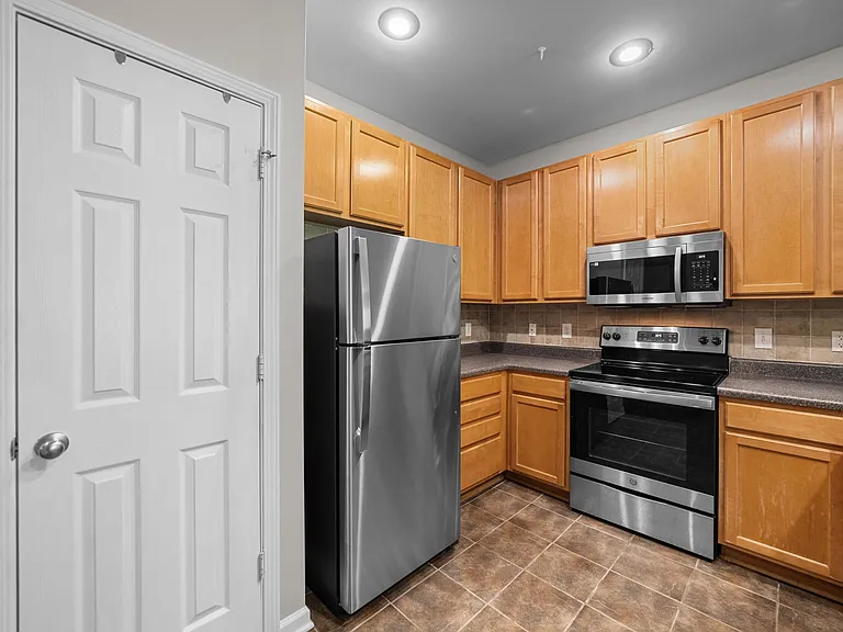 5236 Hilltop Rd #306 — Photo 8