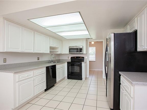 3rd image of 6333 Christina Groves Cir W