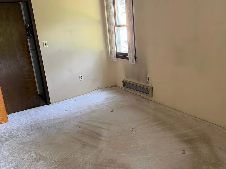 517 Grove Ave — Photo 8