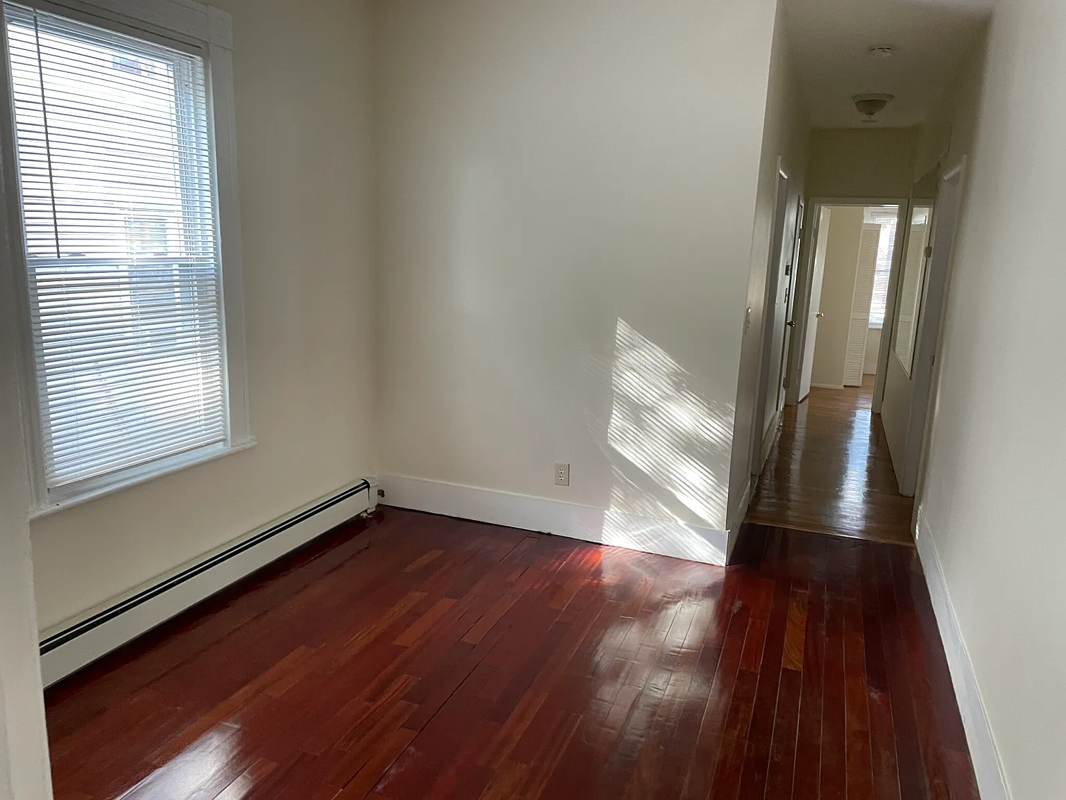 3 bed, 1.0 bath, $3,500 — Photo 3