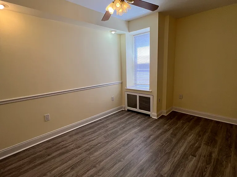 3322 Cottman Ave — Photo 3