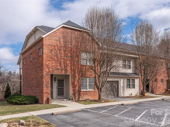 252 Wash Creek Dr #A, Hendersonville, NC 28739