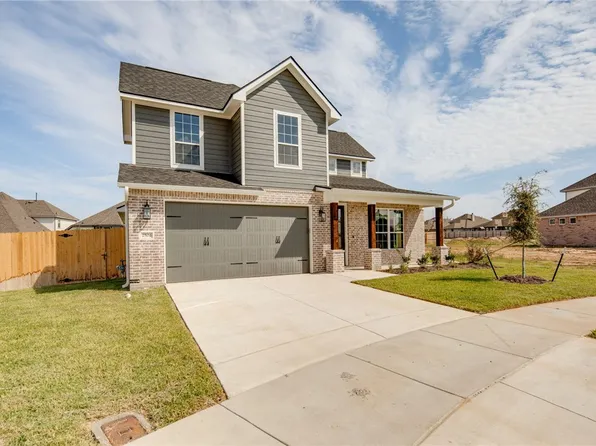 2504 Bramber Dr, College Station, TX 77845