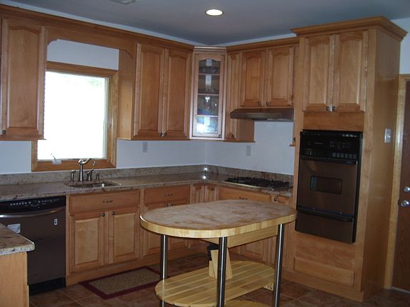Updated Kitchen with Granite Counters