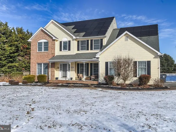 102 Bakerfield Dr, Middletown, DE 19709