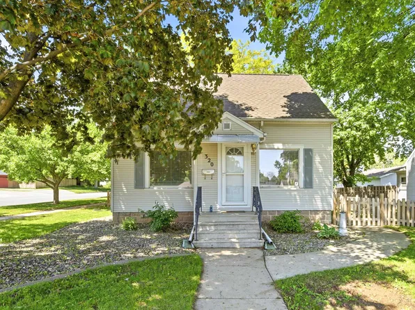 320 W 8th St, Kaukauna, WI 54130